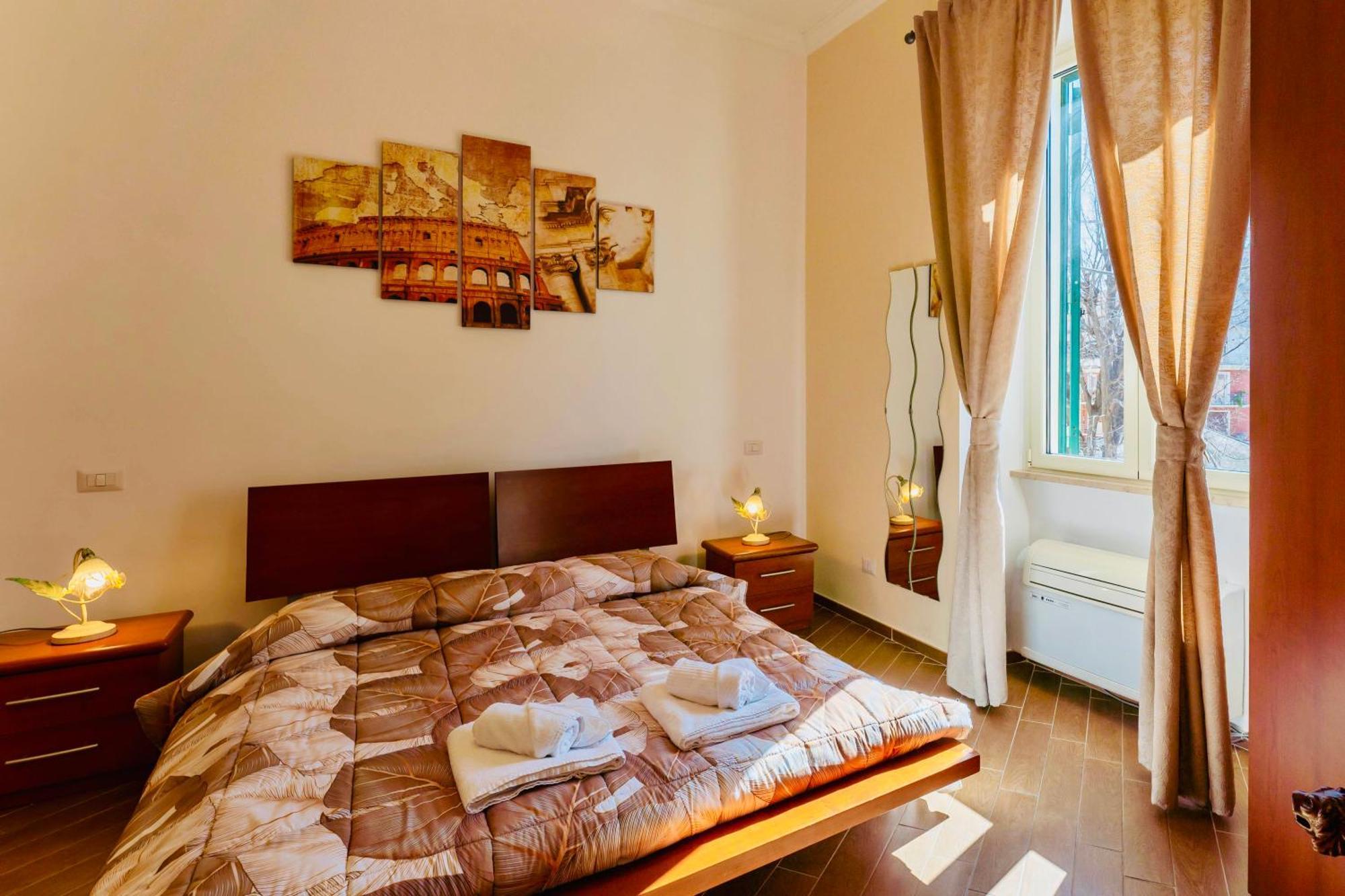 Miclad Colosseum Guest House Roma Ngoại thất bức ảnh