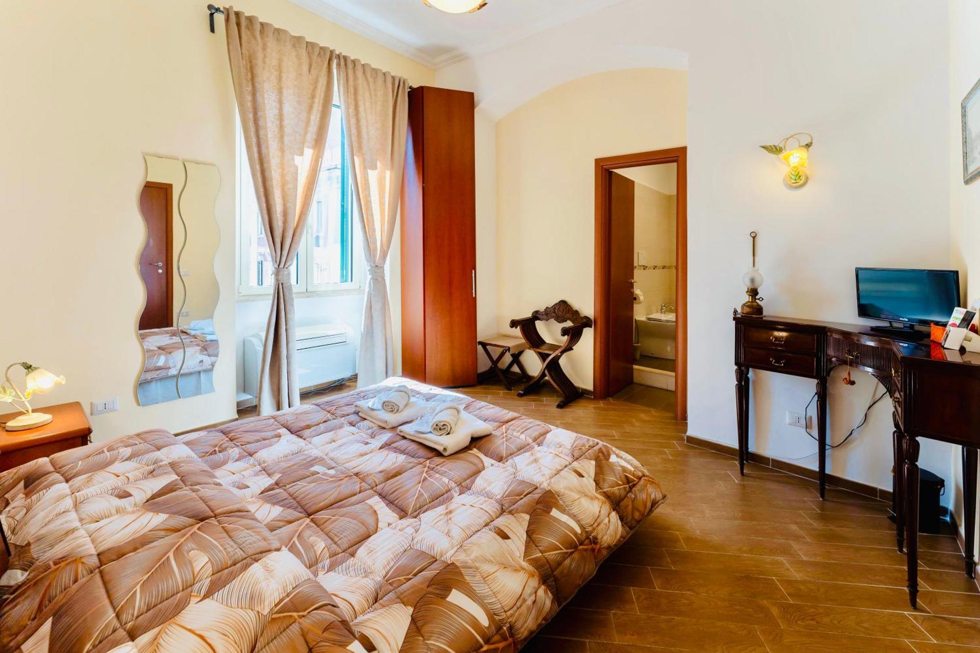 Miclad Colosseum Guest House Roma Ngoại thất bức ảnh