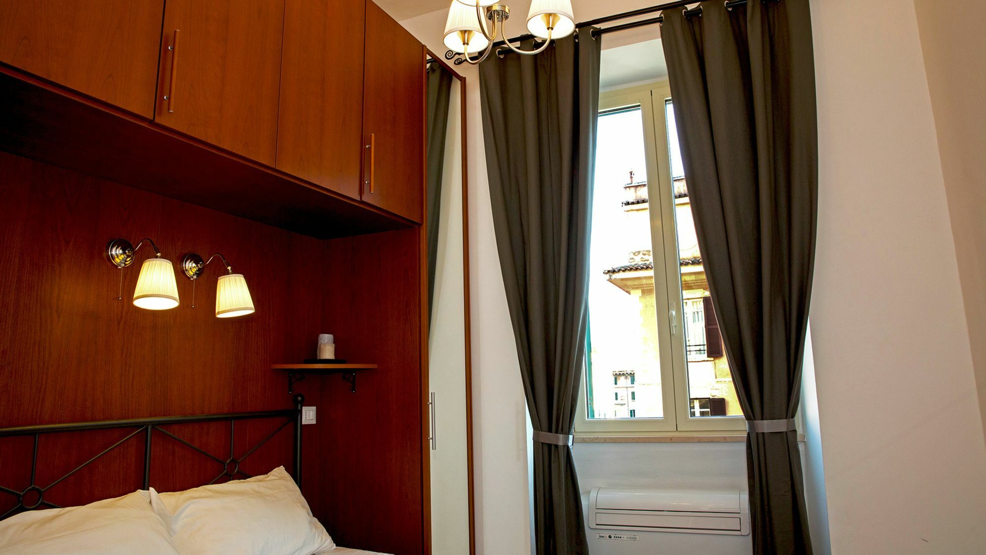 Miclad Colosseum Guest House Roma Ngoại thất bức ảnh